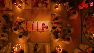 ZERO__Heer_Badnaam_Lyrical_Video___Shah_Rukh_Khan,_Katrina_Kaif,_Anushka_Sharma___Tanishk_Bagchi(360p).