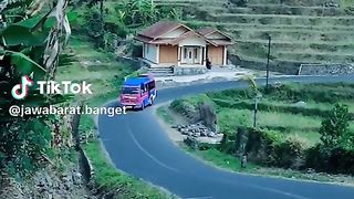 Jalan cikonang