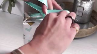 Wrapping gifts 2