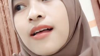 Suara indah gadis desa