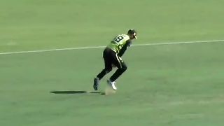 Zaman Khan great bowlings in big bash league