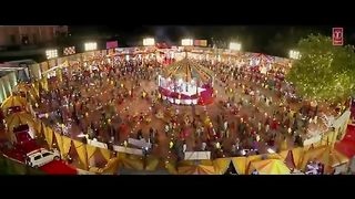 Dholida_Full_Video___LOVEYATRI___Aayush_S___Warina_H_Neha_Kakkar,_Udit_N,_Palak_M,_Raja_H,Tanishk_B(360p).