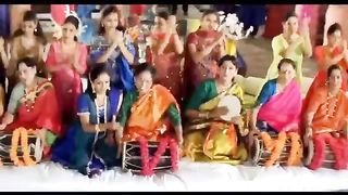 Mehndi_Rang_Layee___Full_HD_Video___Alka_Yagnik,_Udit_Narayan___Sonu___Chal_Mere_Bhai____Hindi_Song(360p).