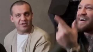 Baxodir va Konir