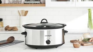 Crock-Pot 7 Quart Oval Manual Slow Cooker, Stainless Steel (SCV700-S-BR)