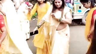 DHOL BAJE RE GARBA ❤️❤️ DANCE #shortsvideo #viralvideo #ytshorts #youtubeshorts #youtubeshort #ytool.