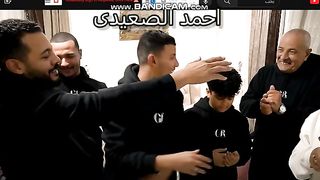تحدي اكل 300 قطعة????سوشي فريق الاسود????ضد الفريق الابيض????(ضربوا بعض فالعقاب????)
