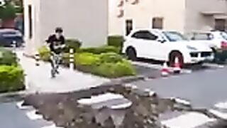 Future_Technology_According_to_the_Imagination_#5(144p).mp4