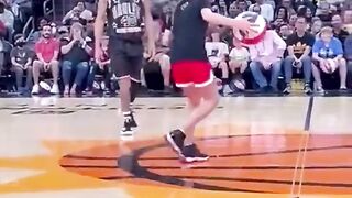 Liv Harness vs Harlem Globetrotters ????