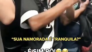 Alô celular tocando