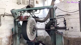 How to replace the ringtread on a tyre casing, in brief Retreading old tyres is one of the most fascinating processes.