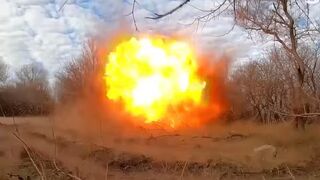Russian conscripts blow up mines with rocket launchers in urban warfare drills