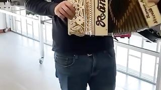 Listen to how this Ranco accordion plays.
