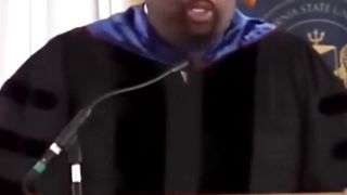 Construisez l’excellence : la clé se cache en vous ! Ce discours a touché des millions de personnes à travers le monde