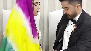 gelin damat aşırı güzel-vXZppNd5Zfo-480p-1703392249.