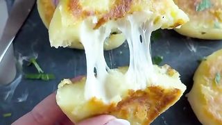 Stuffed potato cakes
