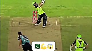 Zaman Khan batting in BBL