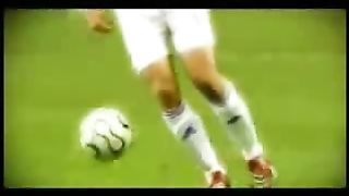 Cristiano Ronaldo vs Zidane Freestyle Battle