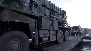ГЕРМАНИЯ ОБМИСЛЯ  ВРЪЩАНЕТО  НА  ВОЕННА  СЛУЖБА