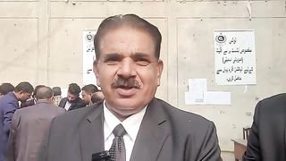 Zartaj Gul made the police run... Nomination papers are also collected in Dera Ghazi Khan..