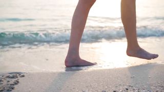 Cinematic Portrait Video ｜ Beach Sunset ｜ Golden Hour