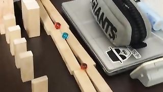 ピタゴラスイッチ　題名【押して押されて】