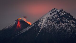 Volcanoes of the Pacific Ring - hiking in Kamchatka