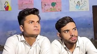 Maths_teacher_in_school_????___The_most_viral_comedy_????_#shorts_#ytshorts(480p).