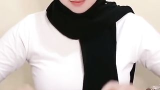 Beautiful girl's