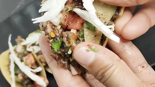 Salsa tacos