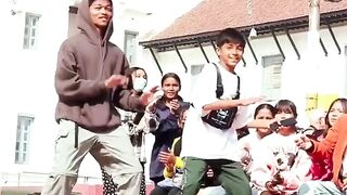 Nepali Brothers - Baby Calm Down dance