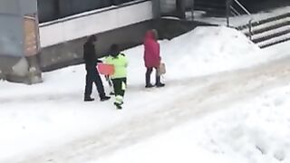 Работа не волк