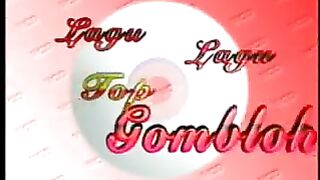 Lagu gombloh apel