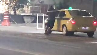 Assalto na suburbana proximo ao Jacarézinho
