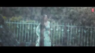 BAARISH_KE_AANE_SE__SHREYA_GHOSHAL,TONY_KAKKAR___MANISHA_RANI,PARTH_SAMTHAAN__ADIL_SHAIKH__BHUSHAN_K(360p).