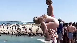 Интересно, эти люди еще живы