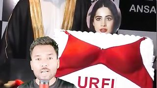 Urfi_Javed_Jeans_Dress_Viral_Video_????___Urfi_Javed_New_Jeans_Fashion_????___Urfi_Javed____MG_#shorts(480p).