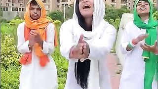 Girls_vs_boys_on_independence_day_????????___The_most_viral_comedy_????_#shorts_#ytshorts(480p).