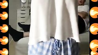 Jonathon_React__Dobby_dance_????__#short#shorts#jonathon#jonathongaming_#jonathonreact#bgmi#viral(480p).