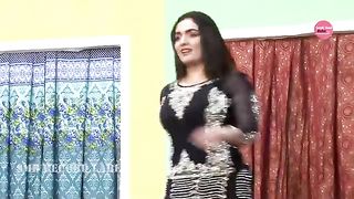 MARYAM_KHAN_BEAUTIFUL_PERFORMANCE___PYAR_WALI_KHICH_NASEEBO_LAL_SONG_