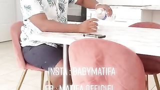 La_plus_drôle_de_TIKTOK_????????_#baby_#drole_#poulet_#buzz_#tiktok_#comedy_#viral_#chicken_#funny_#mdr(480p).