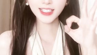Gorgeous Ladies, Please Give Us a Quick Dance Show
