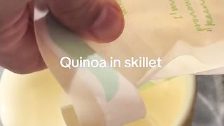 Quinao in skillet