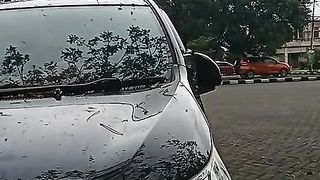 Menunggu orderan grab