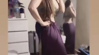 Prajakta Dusane  Dance in front of her BF
