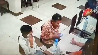 کھانا کھاتے ہی موت آگئی
