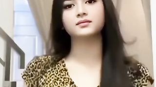 Elina devia 35