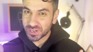 КОЯ Е ПЪРВАТА  ТЪРГОВСКА  РЕКЛАМА ?