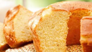 Blueberry-Lemon Ricotta Pound Cake