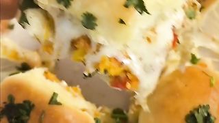 Cheesy pav bhaji Sliders